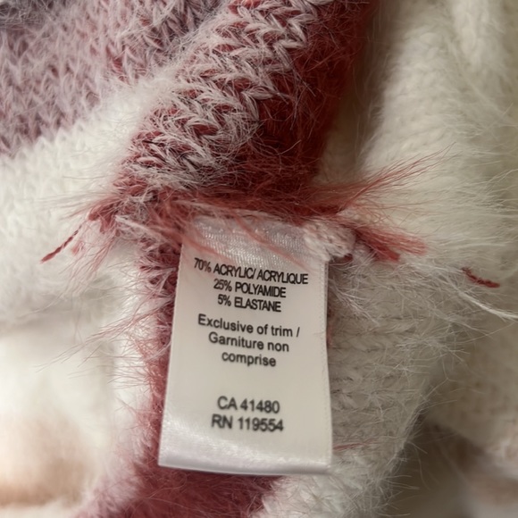 Gentle Fawn Sweater - Picture 5 of 5